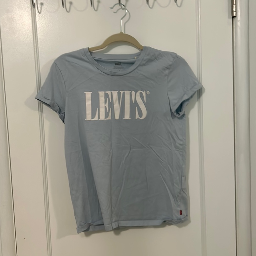 Levi’s Blue Logo T-shirt Size Medium